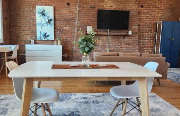 Jennifer's Riverfront Loft State House Views - Foto 26