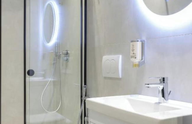 Kalpazo Tirana Blloku - Foto 33