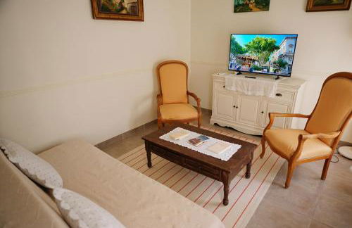 LaPetite Maison Abigail, Peaceful home in Avignon - Photo 36