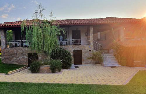 Katina's House - Photo 12