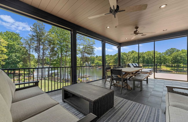 Blue Heron & Gray Fox by Avantstay 2 Lakefront Homes, Sleeps 44 Pool, Dock, Theater - Foto 51