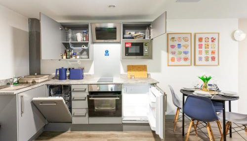 Versatile Retreat-Mid/Long Stay% - Foto 3, dishwasher, toaster