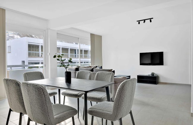 Phaedrus Living: Romanou Modern City Center Flat - Foto 15