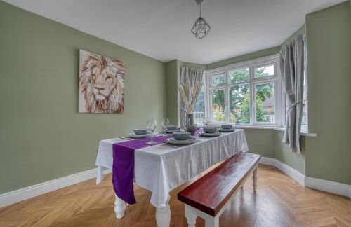 The Moseley House 4BR with Free Parking - Foto 13