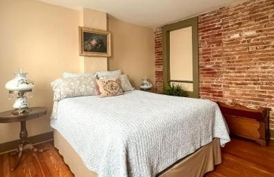 Historic Downtown Gettysburg Entire Home with Free Parking - Foto 16