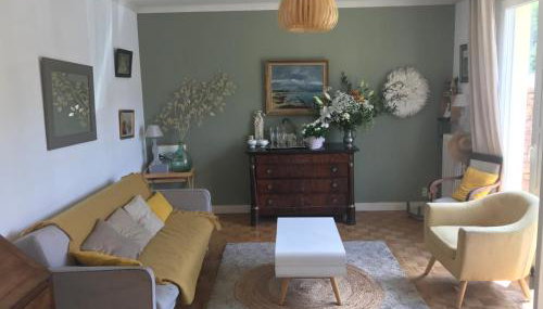 Belle Maison 5 chambres au Coeur de La Vallée du Cens - Foto 3