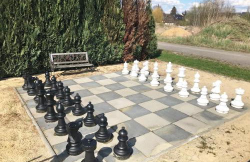 Ausgefallenes Ferienhaus WAFFENKAMMER im Rittergut Leppersdorf für 7 Personen - Foto 26