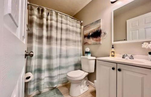 Remodeled 2 BDRM Ranch Attached Home Liberty, TWP - Foto 5