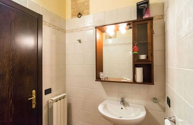 Secluded Mansion in Perugia with Hot Tub - Photo 7