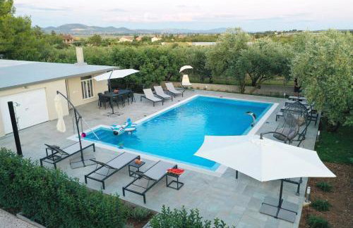 Family friendly house with a swimming pool Sikovo, Biograd - 23718 - Foto 7