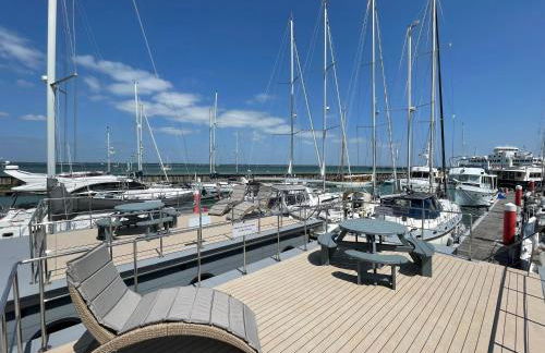 Yarmouth Waterlodge Floating Apartment 1 - Foto 1