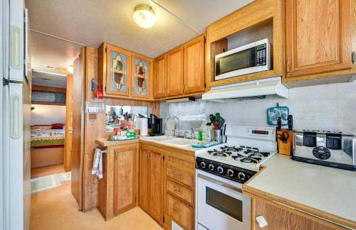 Yuma Getaway with Pool Access, 5 Mi to Lutes Casino! - Foto 8