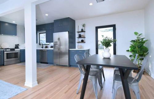 Beautiful 3 Bed Home with a Large Back Yard Outdoor Space - Foto 5