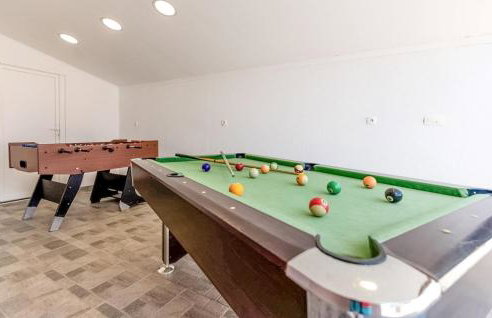 Awesome Home In Kamenmost With Jacuzzi - Foto 40