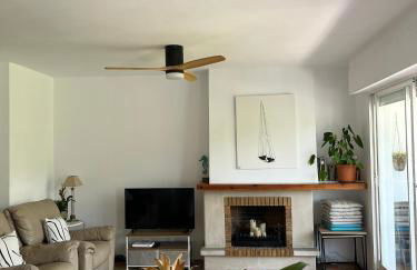 Duplex in residential complex with pool - Photo 11