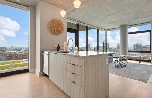 Sage Modern Apartments Near Union Park in West Loop - Photo 60