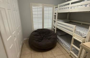 Beach House in the Woods, Fire Pit Deck/ Daytona ! - Foto 17