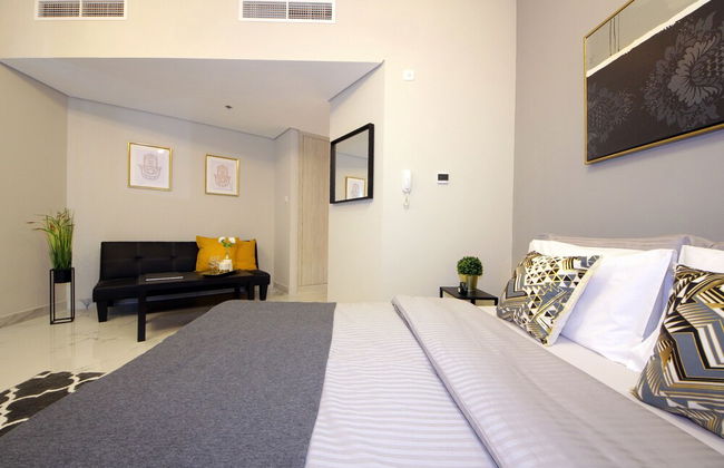 Signature Holiday Home-MAG 5 DUBAI SOUTH - Photo 5