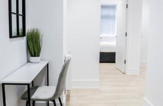 The Wycombe Pad - 2BR Ground Floor Apt with A Private Entrance & Free Secure Underground Parking - Foto 62