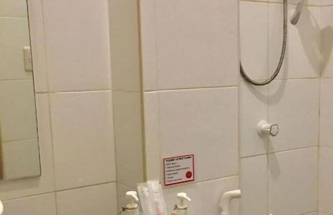 Rona's Townhouses - Photo 22