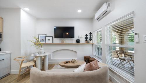 Mediterranean Villa #1 at East Downtown - Foto 3