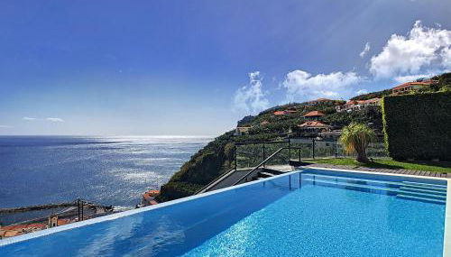 Villa Skylark - by LovelyStay - Photo 2