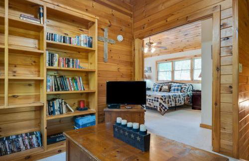 Boujee Bear Lodge - A Peaceful Cabin in the Woods - Photo 18