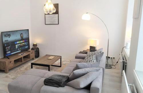 Super Wohnungen #2, #3 und #4 DG im Zentrum, Süd-Sonne und Burg-Blick - Foto 18