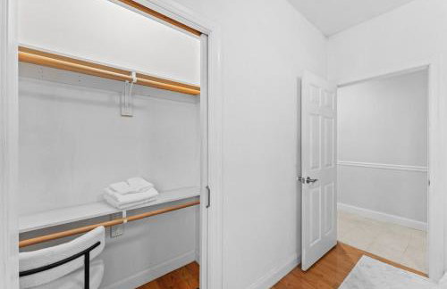 Modern Haven Near PATH NYC in 20 mins 12 PPL - Foto 31