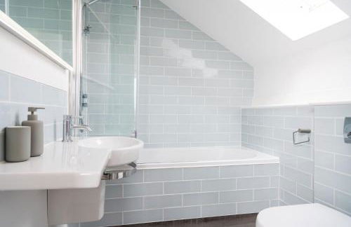 Waveside-Waterside with hot tubResort PoolGym - Foto 8