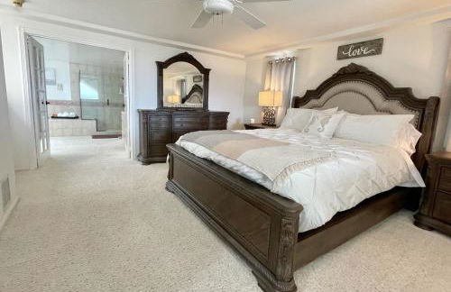 Luxury, Beach House, and quiet neighborhood - Foto 16