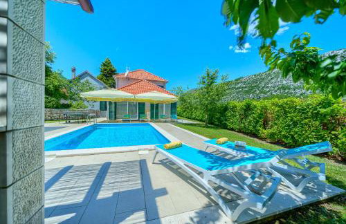 Villa Župa with Heated Pool, Tennis Court & Mini Golf - Foto 1