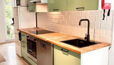 Edles Apartment in Architektenvilla mit großem Pool, Sauna, Dachterrasse und malerischem Garten - Foto 3