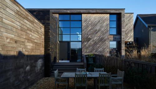 Stunning architect designed beachfront property - Foto 5, Garden view