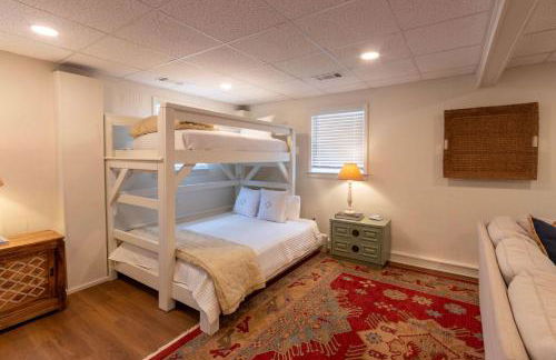 4 BR Sleeps 10 Near UGA & Downtown - Photo 50