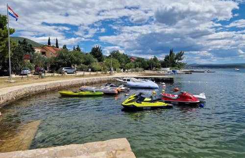 Small apartment in Gornji Karin near the beach - Foto 5