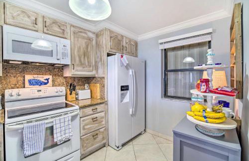 Lovely Fort Pierce Condo, Walk to Beach! - Foto 12