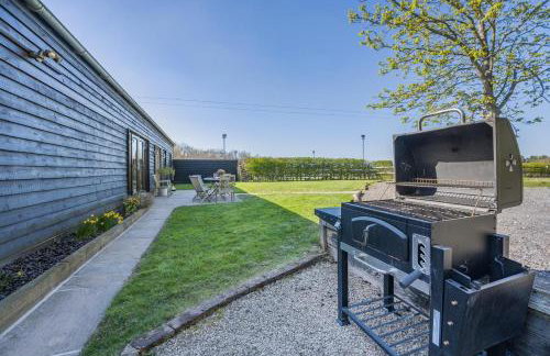 3 Bed in Staplecross oc-rh1162 - Photo 12