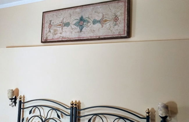 Nicolas Inn - Photo 11