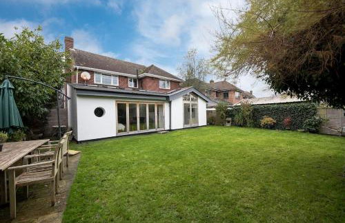 Harbourways Emsworth, Pet Friendly Coastal Retreat, Contractors & Leisure, Free Parking, Walk to Pubs - Photo 5