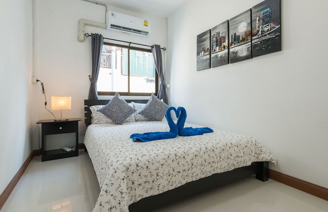 Cozy TownHouse HuaLampong - Photo 4