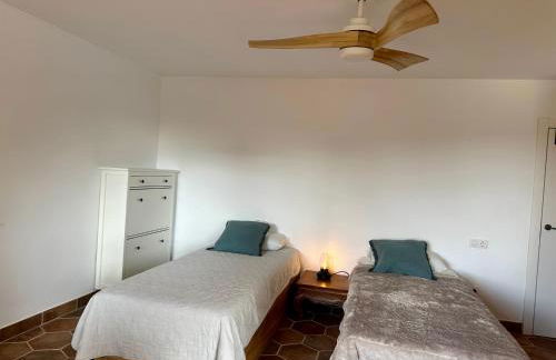 PRAGA 2 - Encantadora casa con piscina y vistas al bosque! - Foto 30