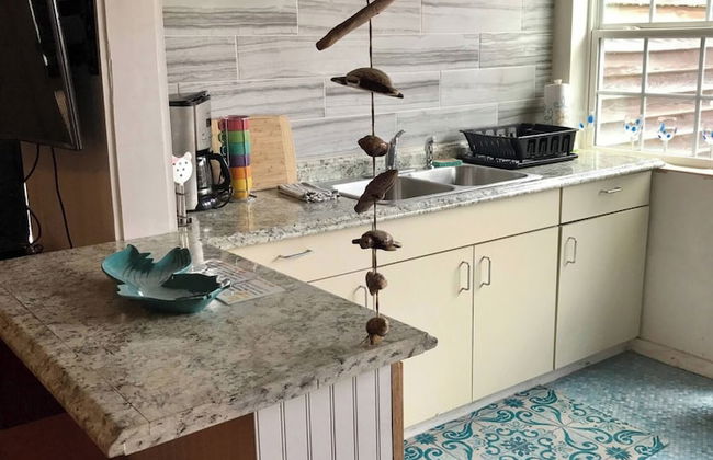 Charming Coastal Retreat - Foto 11