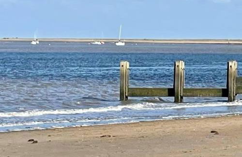 Seafront Luxury Apartment - Foto 17