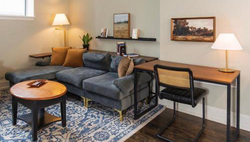 Downtown Modern 2BR Loft Apartment - Sleeps 8-9 - Foto 3