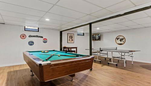 Entertainment Haven w Firepit, Games & Fenced Yard - Foto 2, Other