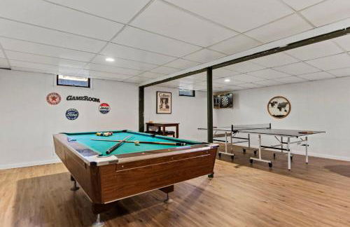 Entertainment Haven w Firepit, Games & Fenced Yard - Foto 2