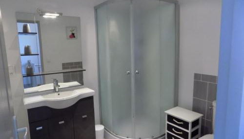 Les Gîtes de Genas - Foto 5, Shower