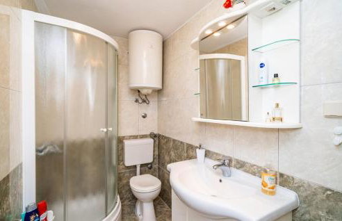 Apartment Harmony - with free parking - Photo 11