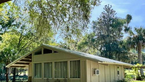 St Johns River Cabin - Photo 1